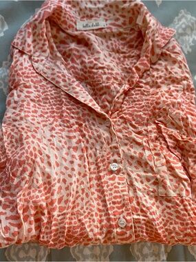 Bella Dahl White and Coral Printed Button-Up Shirt